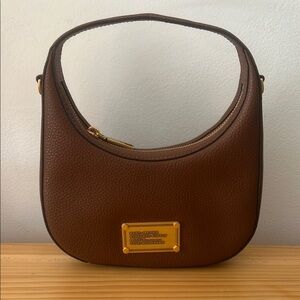 Marc Jacobs Classic Hobo with Gold Hardware in light brown with gold chain strap